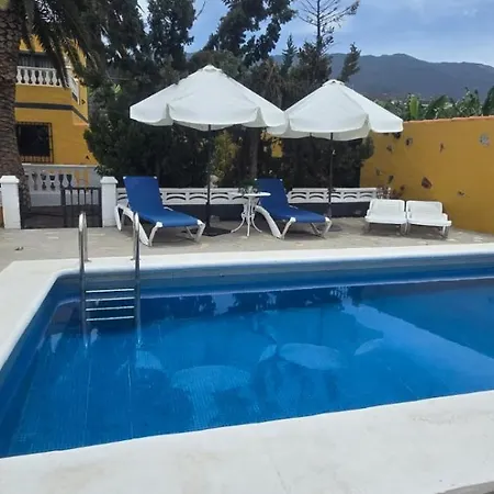 Jorsam Con Piscina Country house Tazacorte