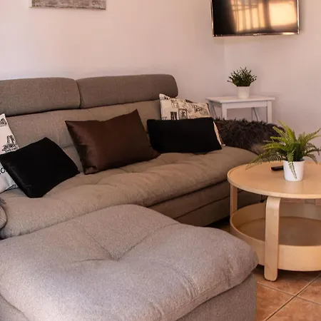 Jorsam Con Piscina * Tazacorte